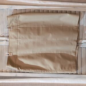 Willi Smith Tan Pencil Skirt Side Zip 22 Inches In Length Back Split 8 Inches